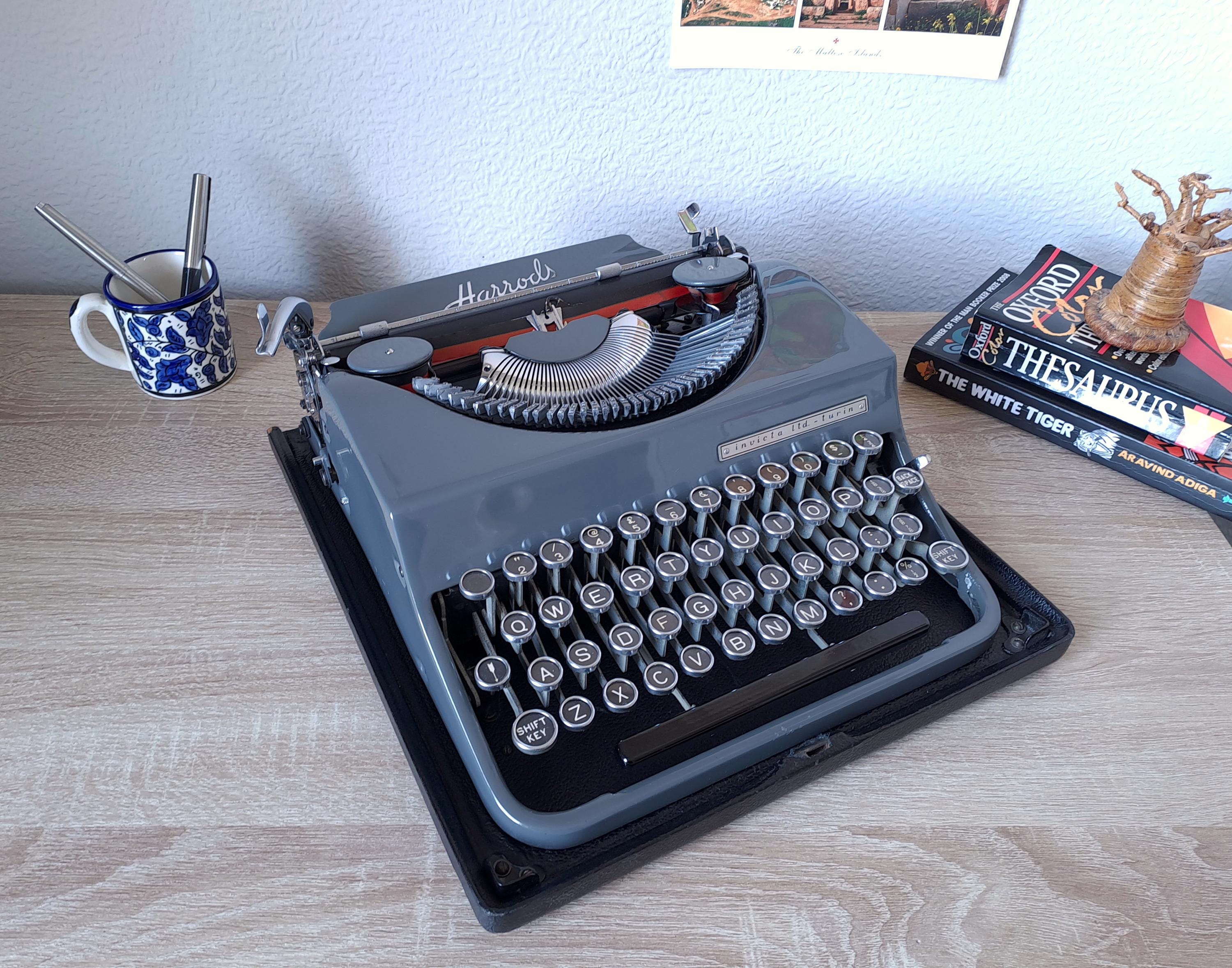 Harrods Invicta Typewriter (MP1)