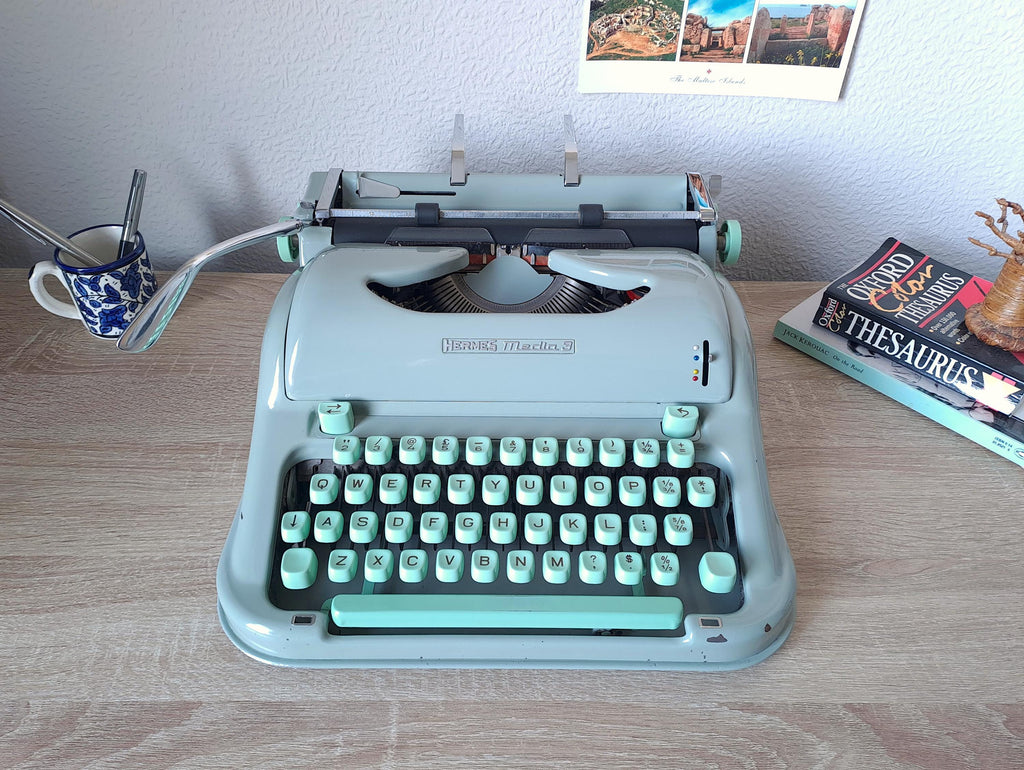 Hermes Media 3 Typewriter, New Platen