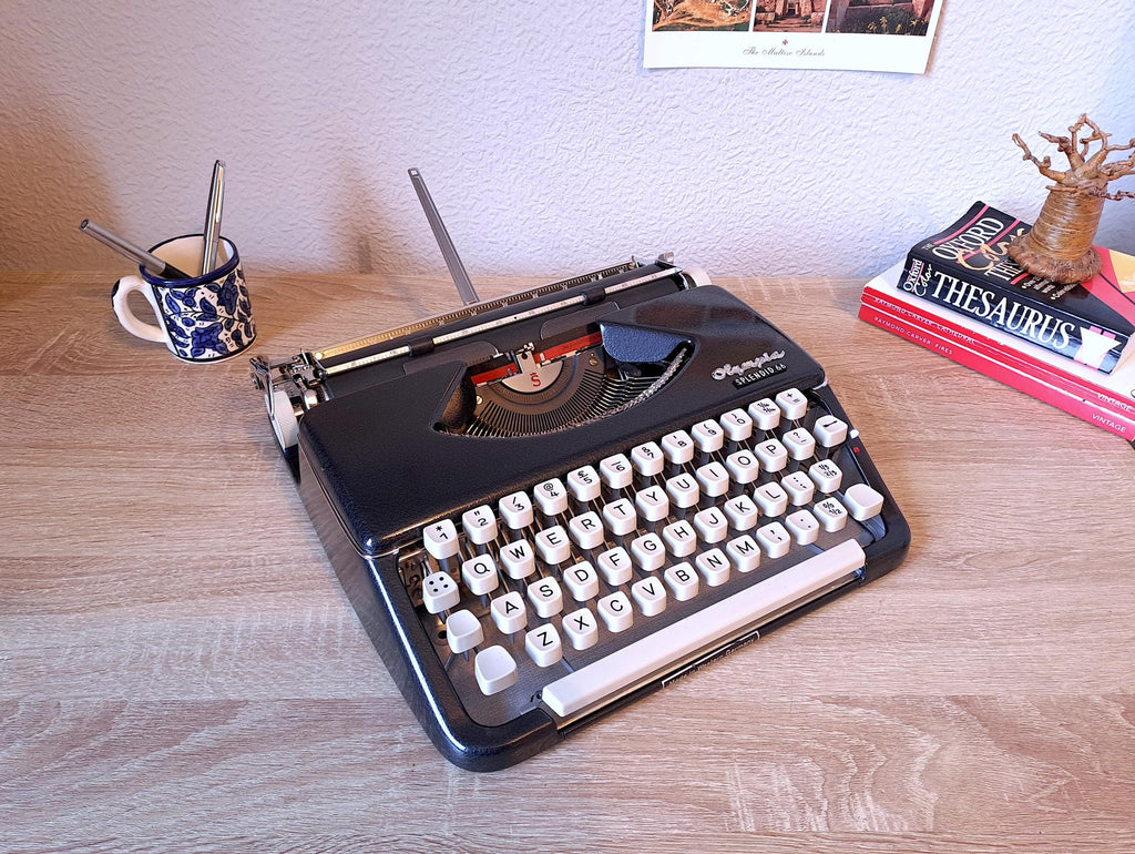 Olympia Splendid 66 Typewriter