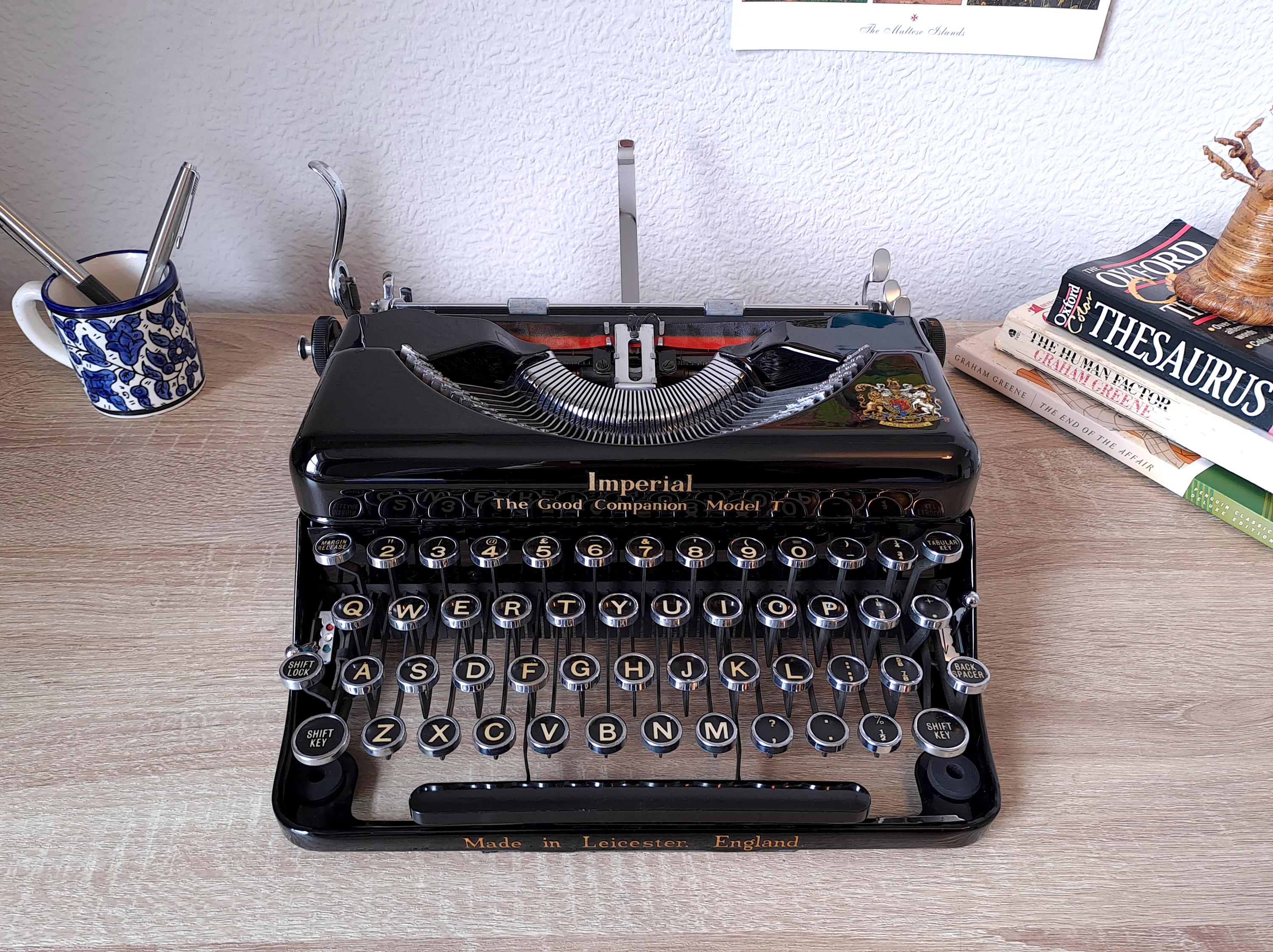 Imperial Good Companion Model T Typewriter, New Platen