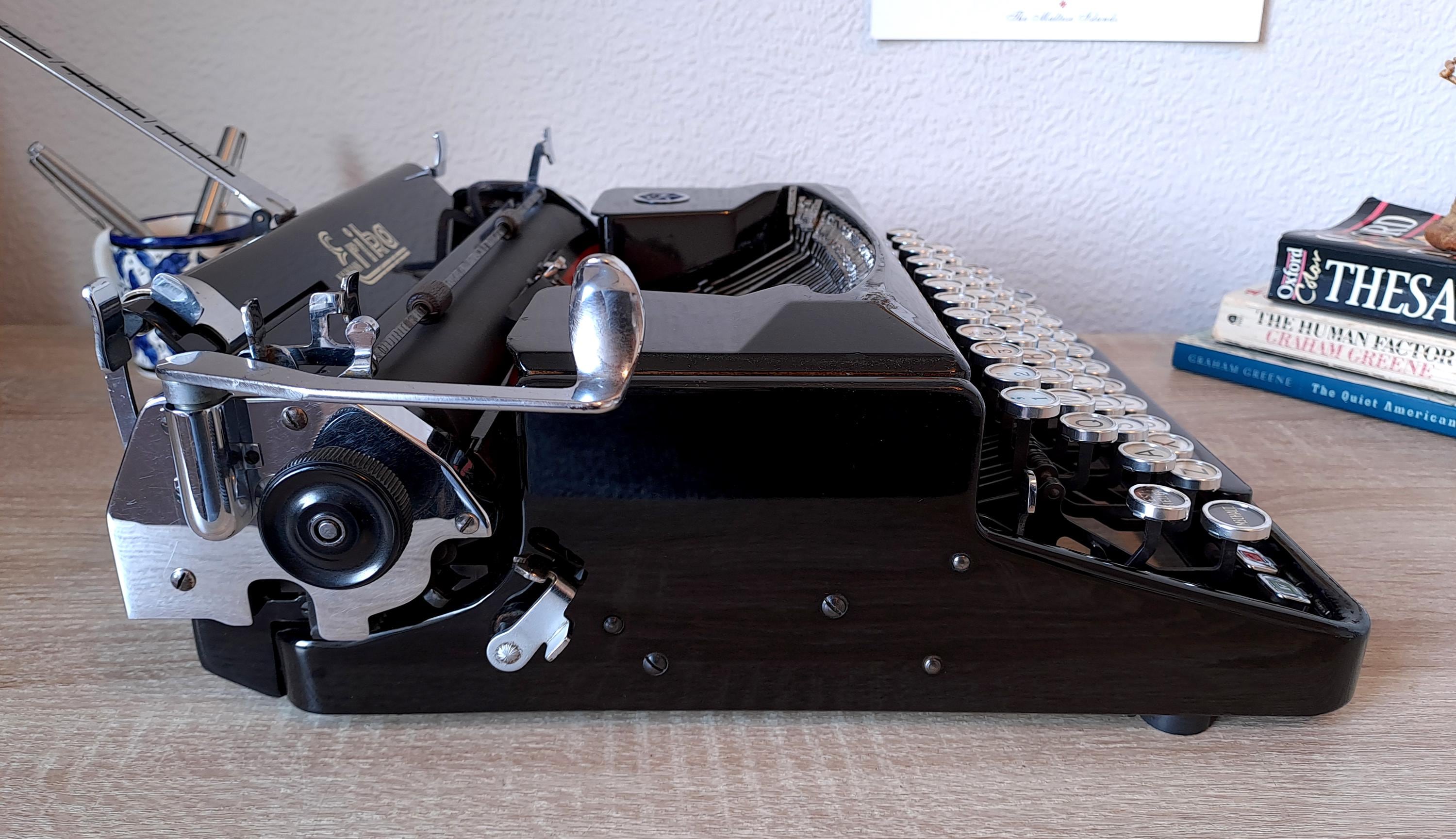Erika Model M Typewriter, New Platen