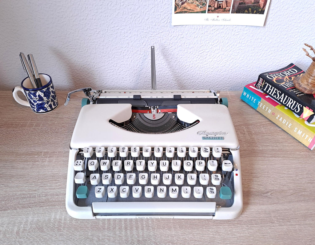 Olympia Splendid 66 Typewriter