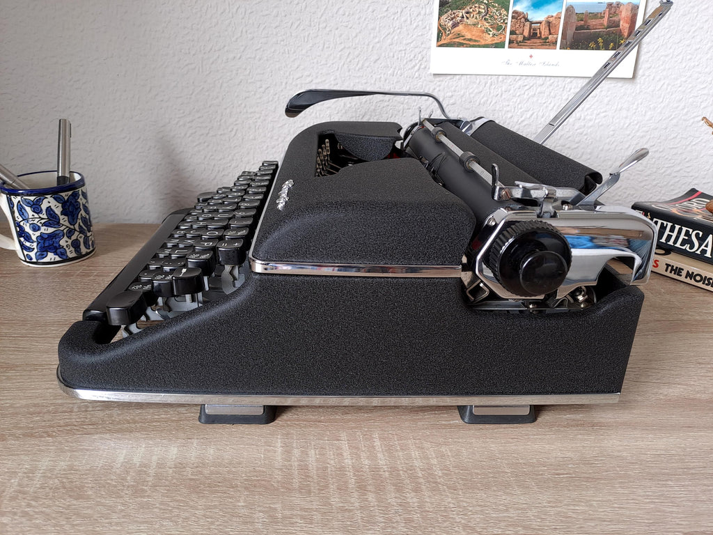 Olympia SM2 Black Typewriter, New Platen