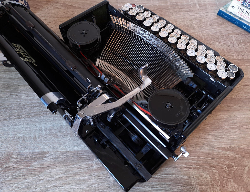 Erika Model M Typewriter, New Platen