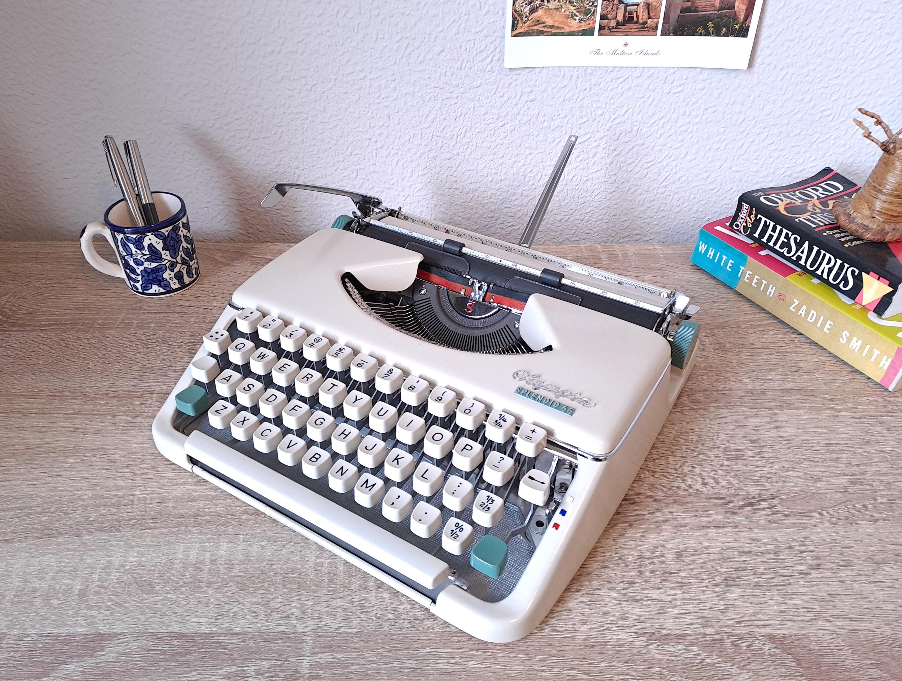 Olympia Splendid 66 Typewriter