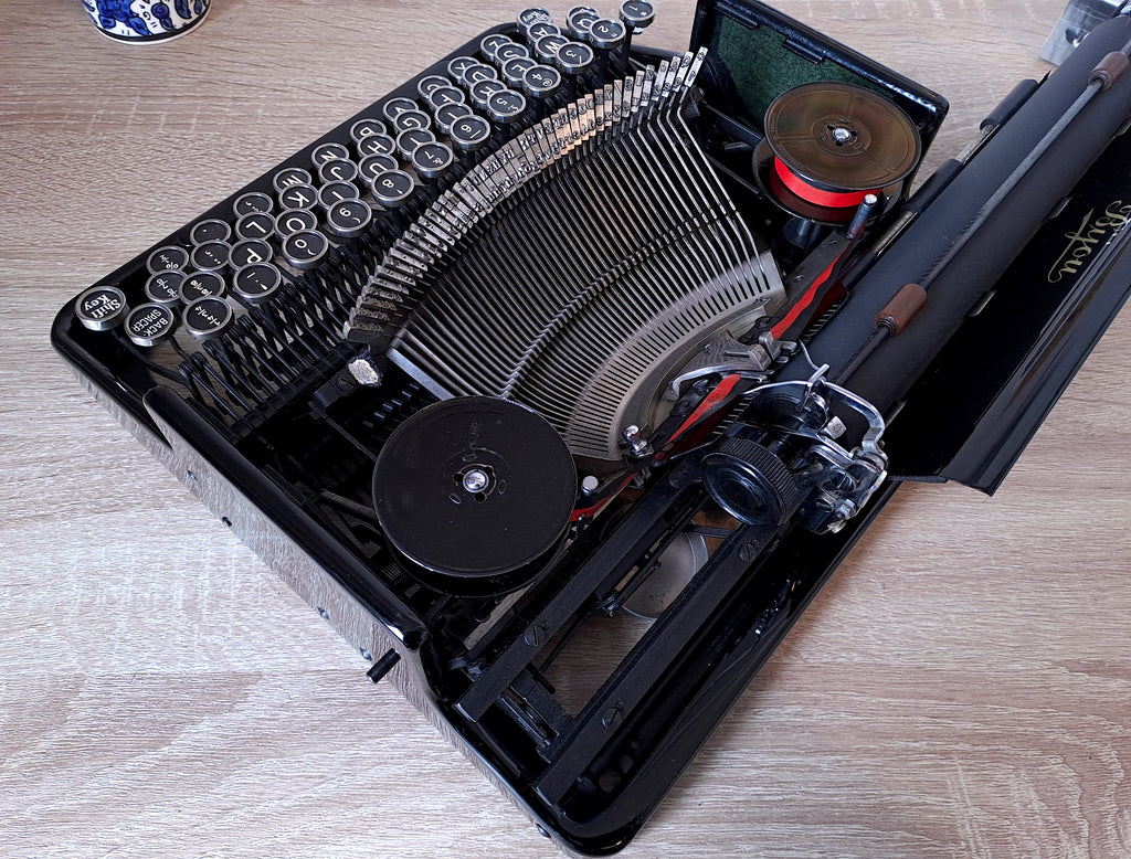 Bijou 5 Typewriter, New Platen