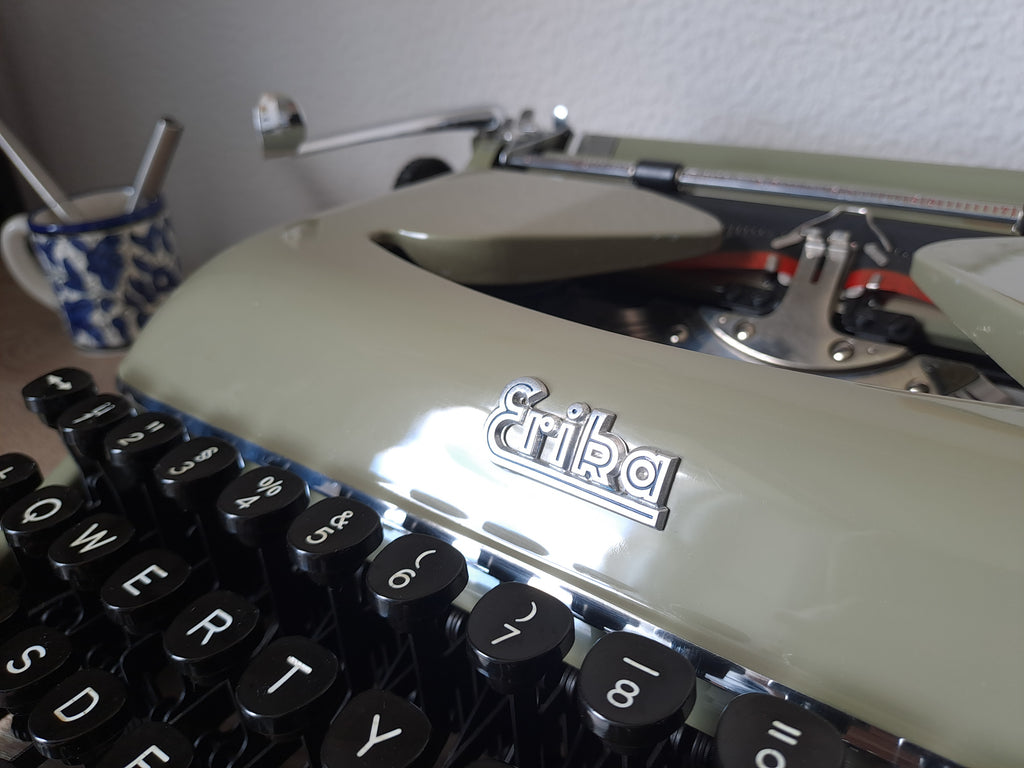 Erika Model 10 Typewriter