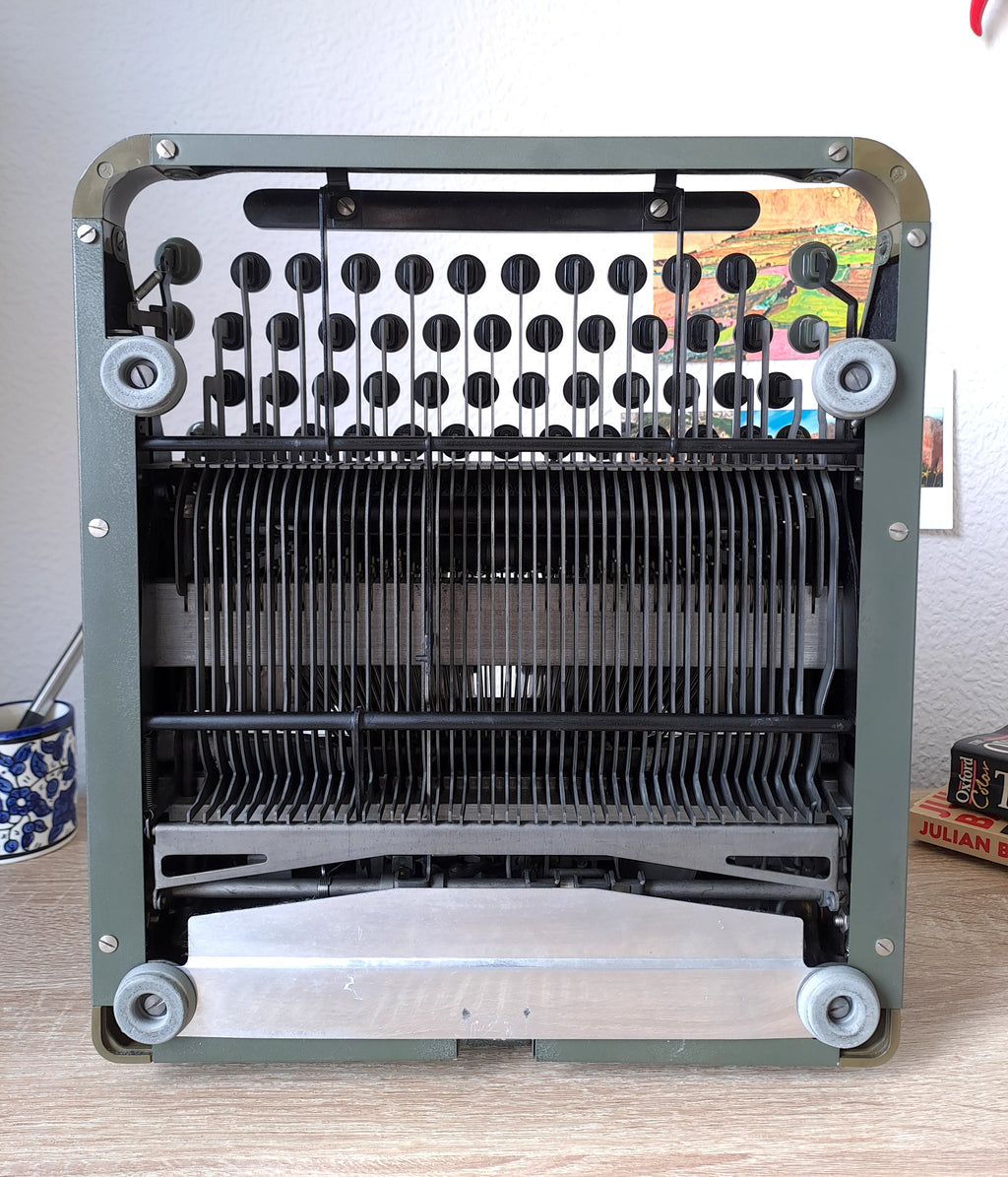 Hermes 2000 Typewriter, New Platen