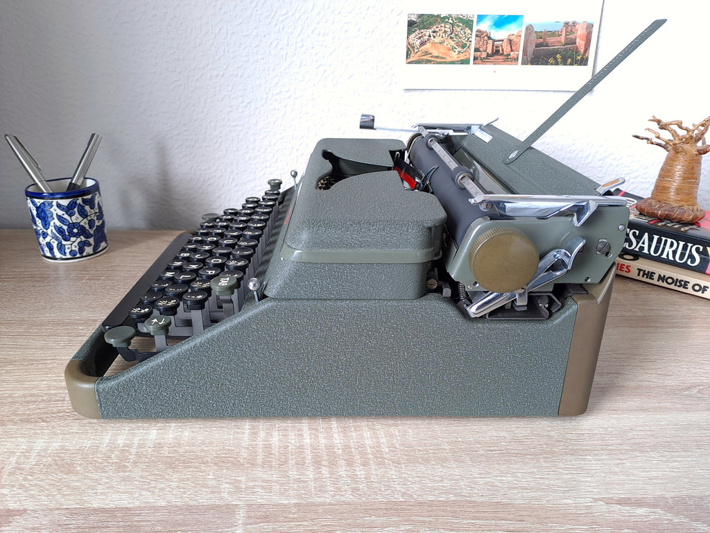 Hermes 2000 Typewriter, New Platen