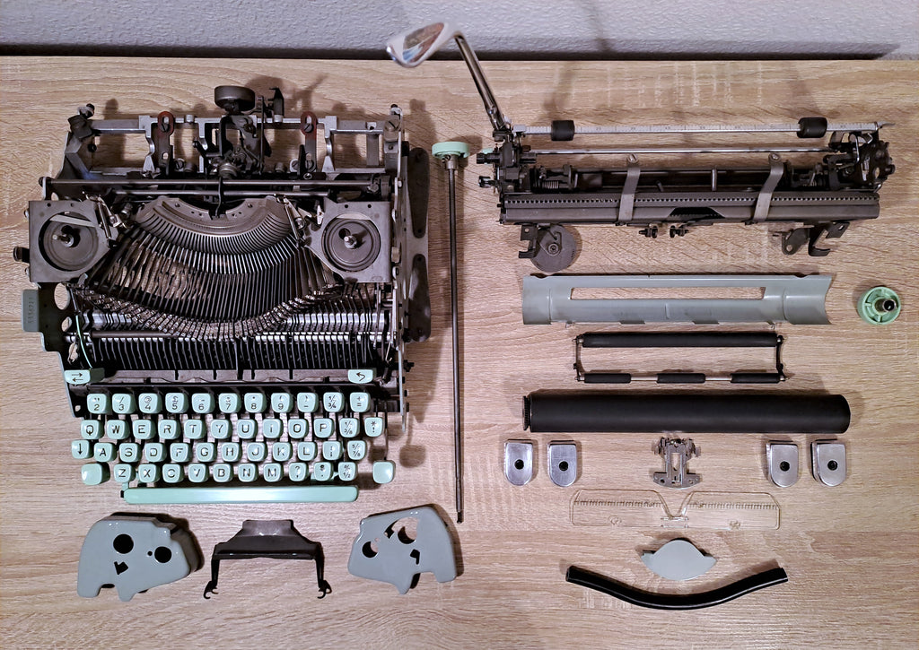 Hermes Media 3 Typewriter, New Platen