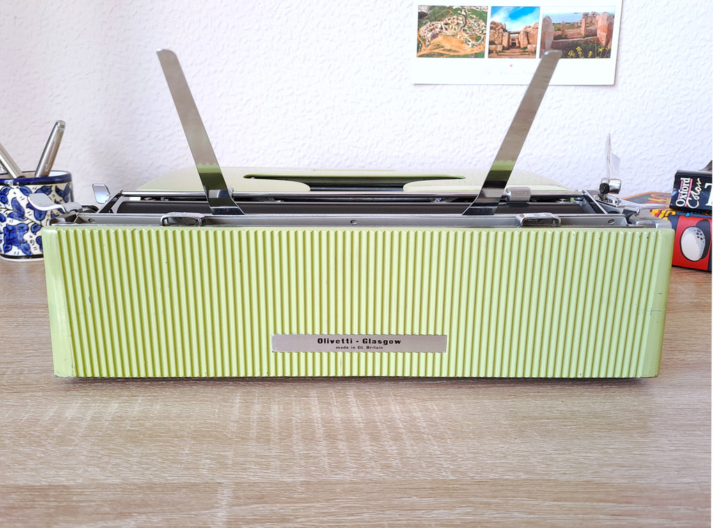 Olivetti Lettera 22