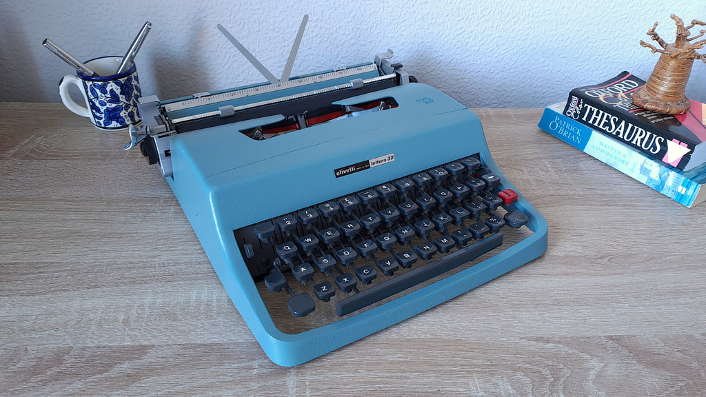 RESERVED! Olivetti Lettera 32