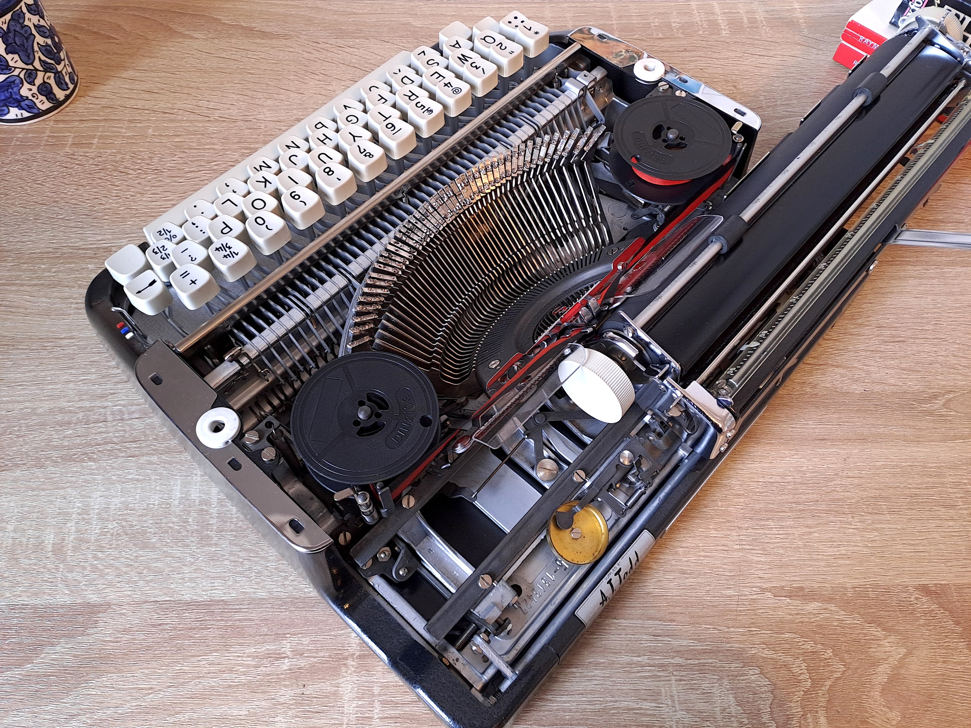 Olympia Splendid 66 Typewriter