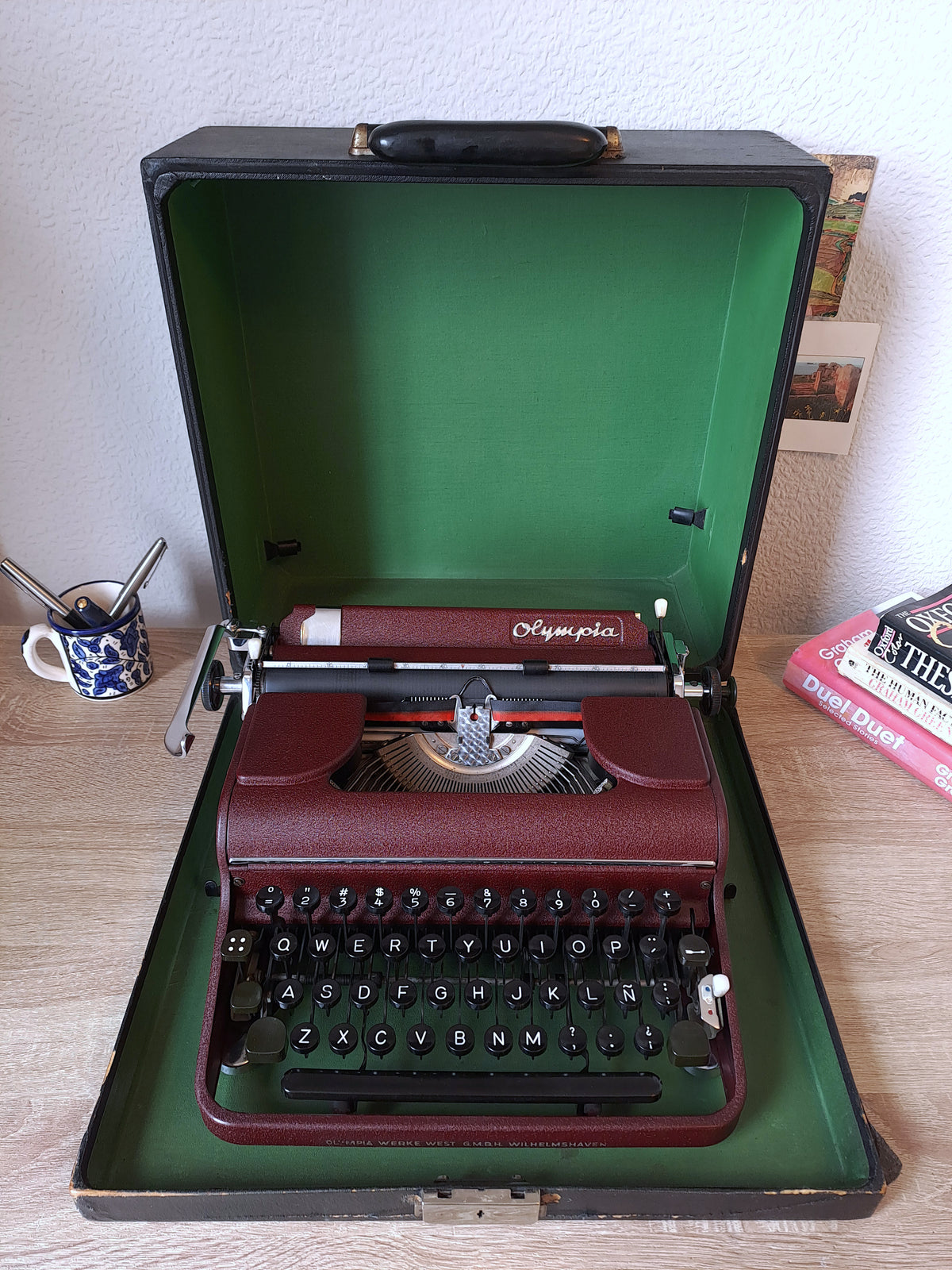 Maroon Olympia SM1 Typewriter