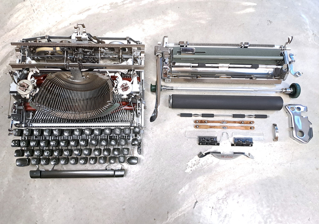 Olympia SM4 Typewriter, New Platen