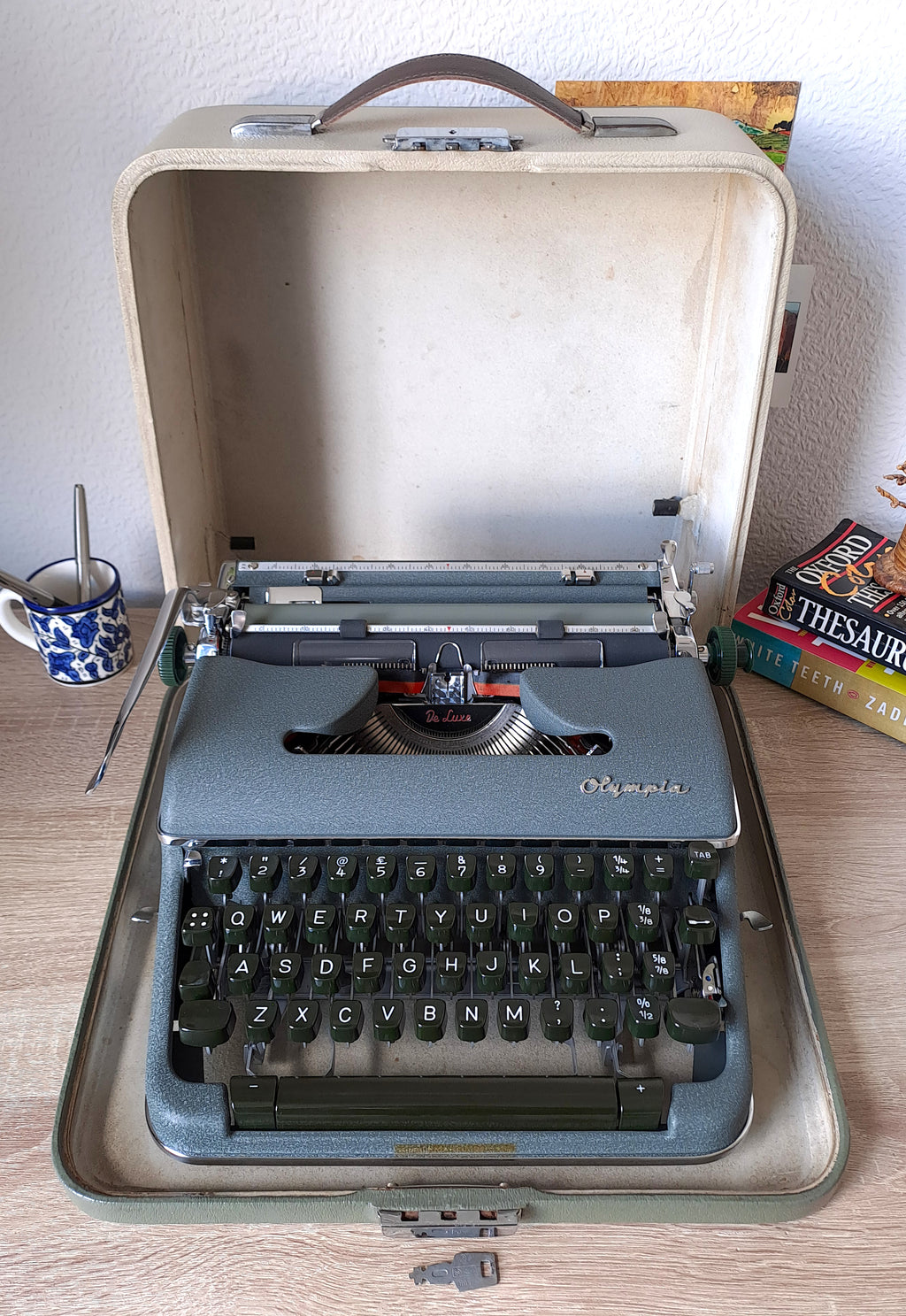 Olympia SM4 Typewriter, New Platen