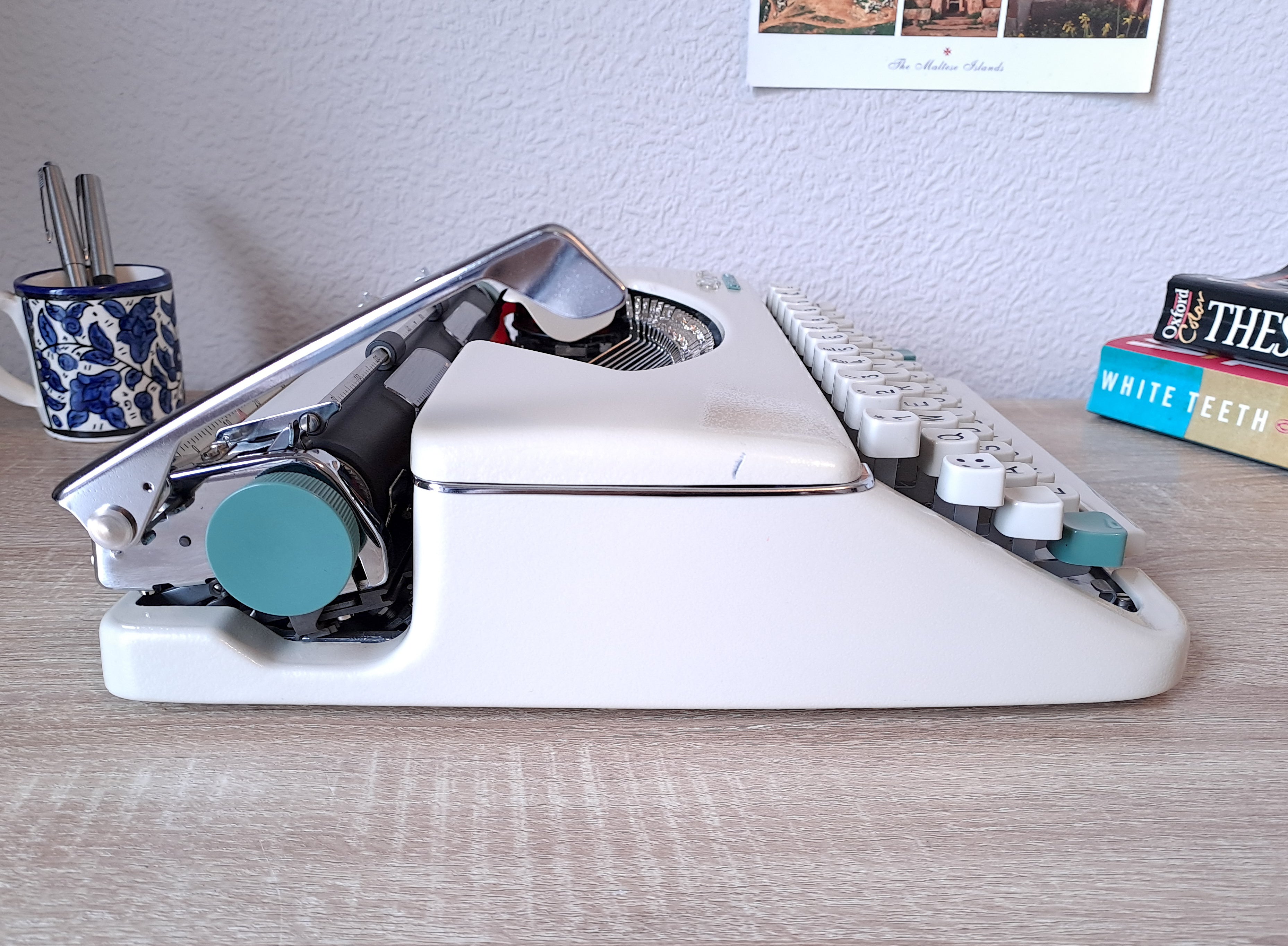 Olympia Splendid 66 Typewriter