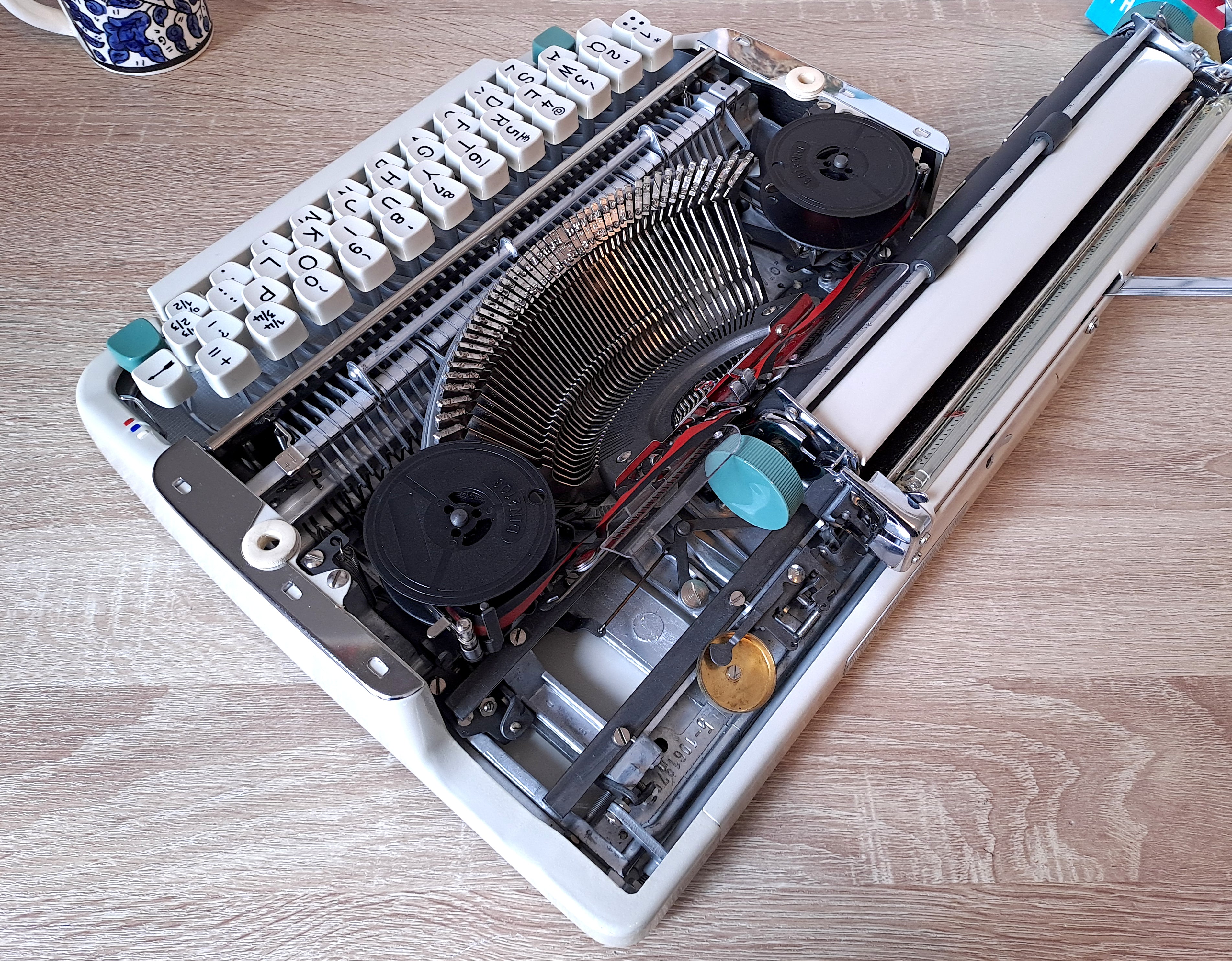 Olympia Splendid 66 Typewriter
