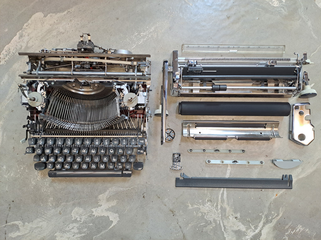 Math/Sciences Olympia SM9 Typewriter