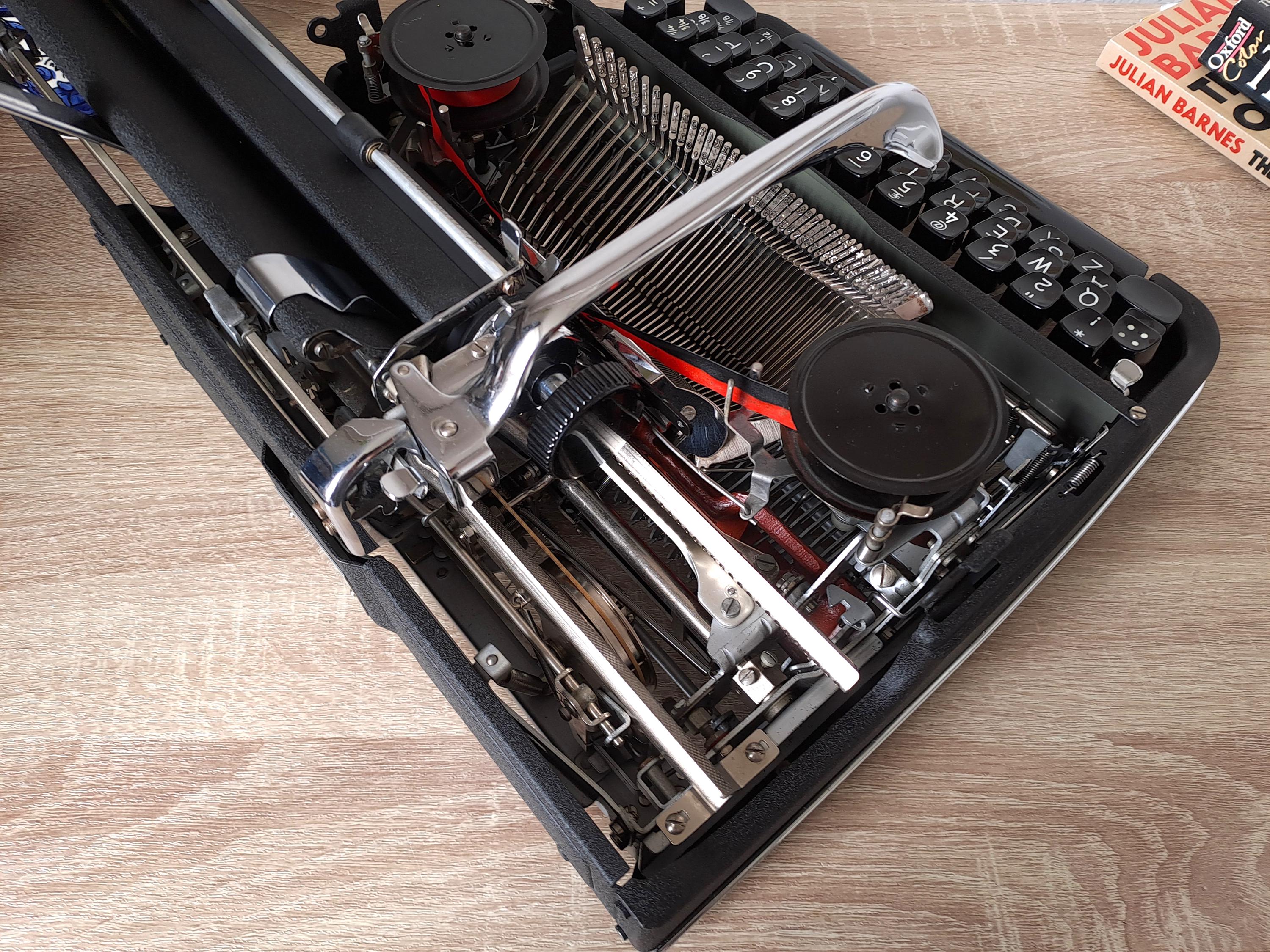 Olympia SM2 Black Typewriter, New Platen