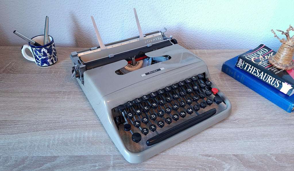 Olivetti Scribe Typewriter with Rare Wooden Case & Original Dust Cover