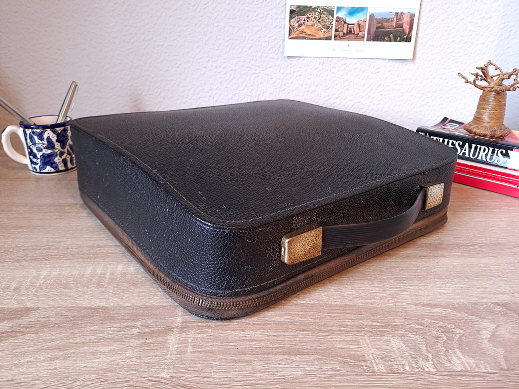 Olympia Splendid 66 Typewriter