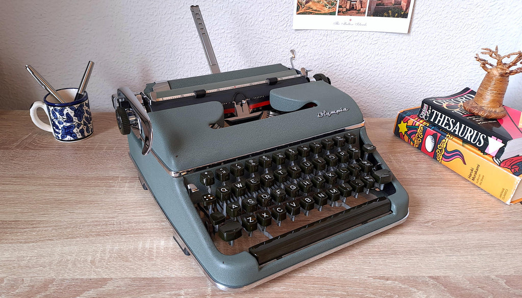 Italic Olympia SM2 Typewriter, New Platen