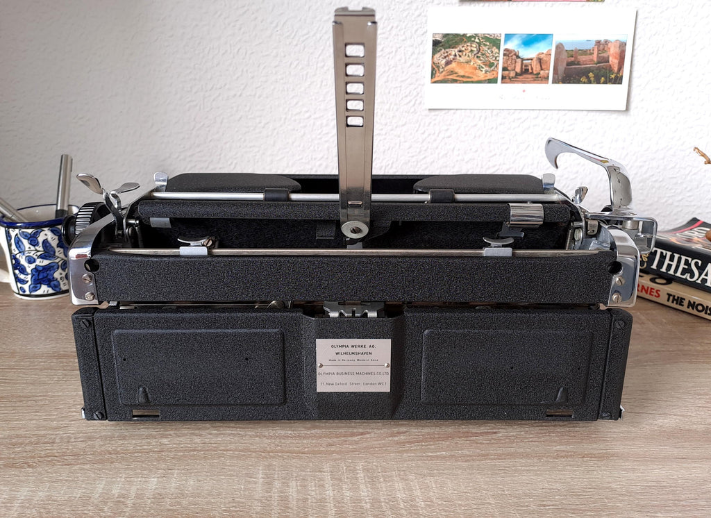 Olympia SM2 Black Typewriter, New Platen