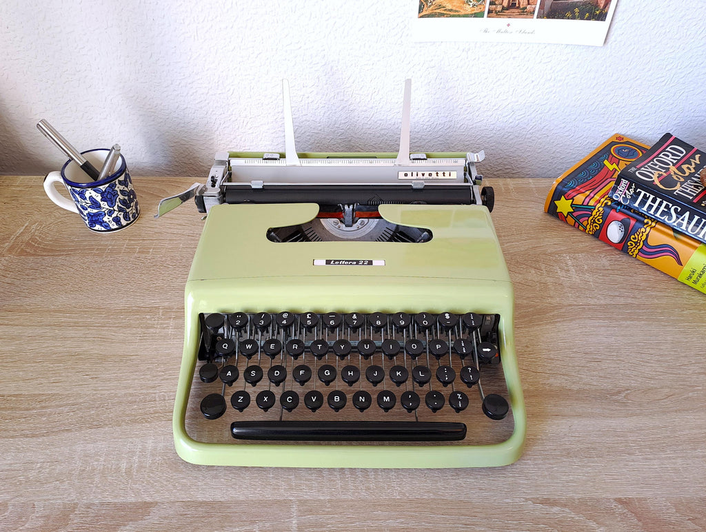 Olivetti Lettera 22